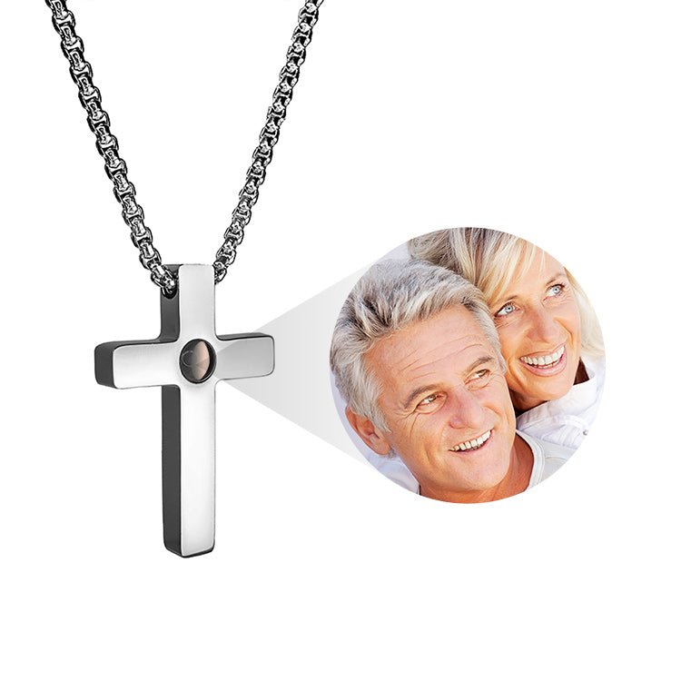 Cross Projection Necklace - TrenLit