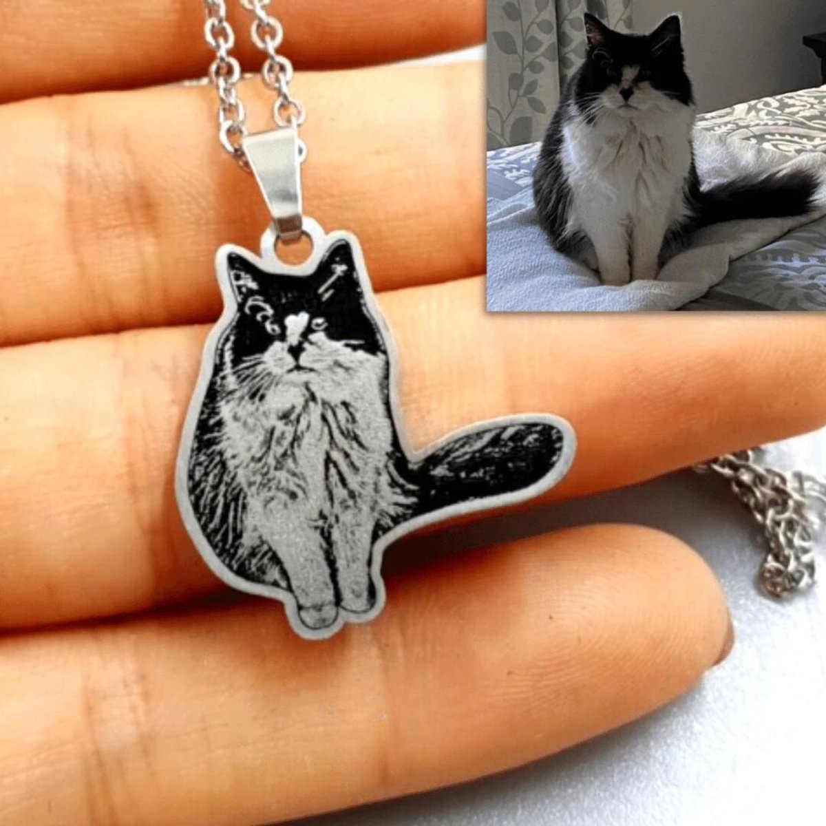 Custom Pet Photo Necklace - TrenLit