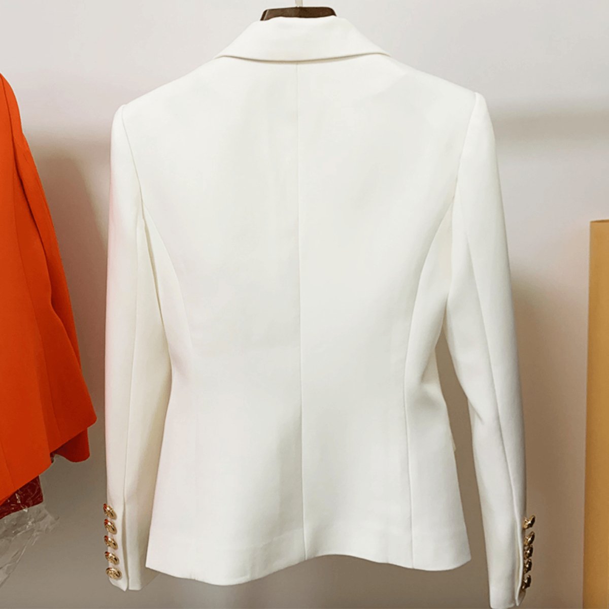 Elegant Chic Tailored Blazer - Women's Fashion - TrenLit