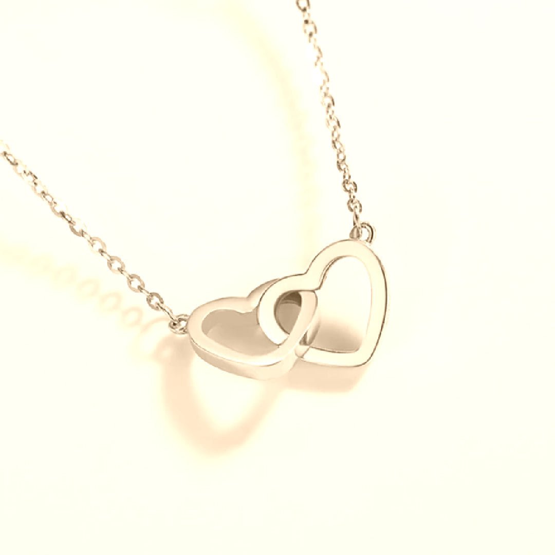 Hearts Connect Necklace™ in Gold - TrenLit